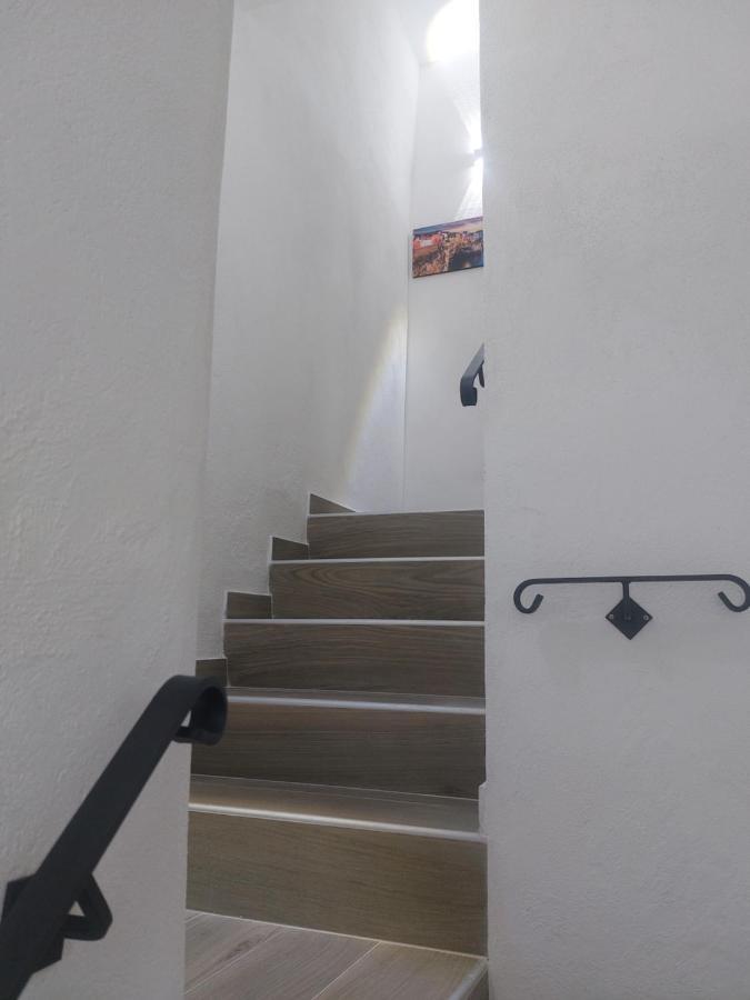 Apartamento Casa Junno Monte SantʼAngelo Exterior foto